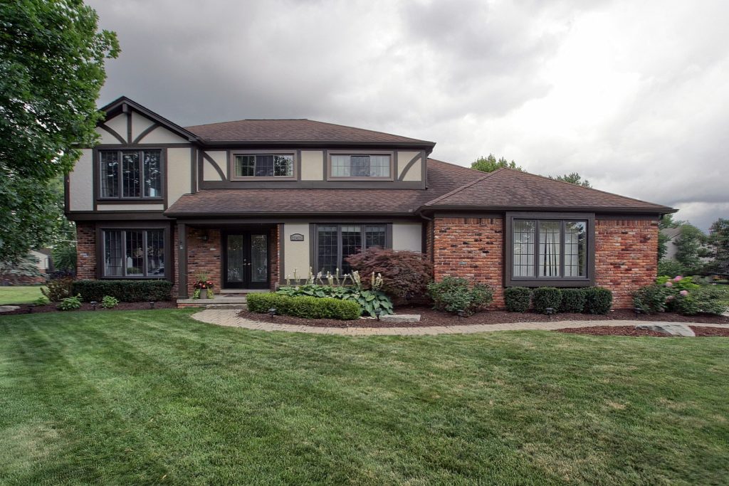 SOLD: 22425 Alton Court Novi MI