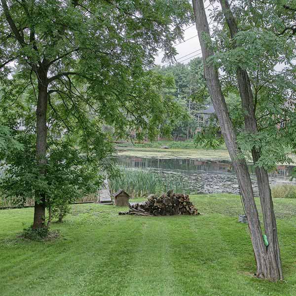 Love kayaking in Michigan? Live in this house!