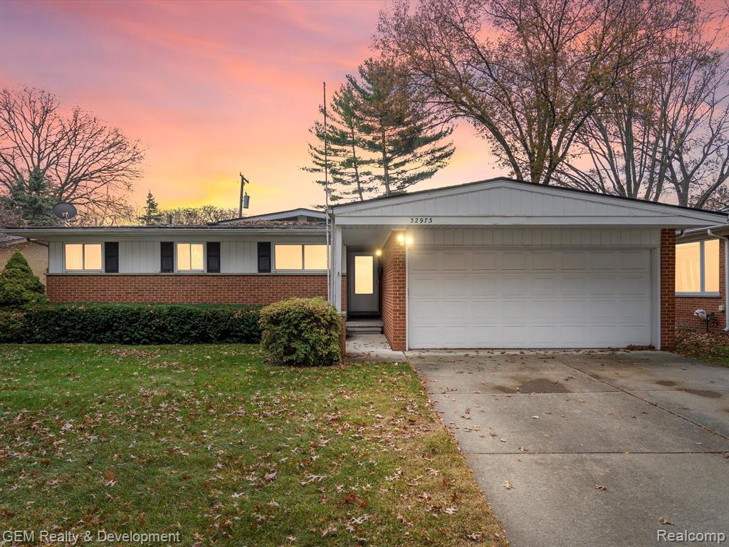 For Sale: 32973 GRENNADA Street, Livonia